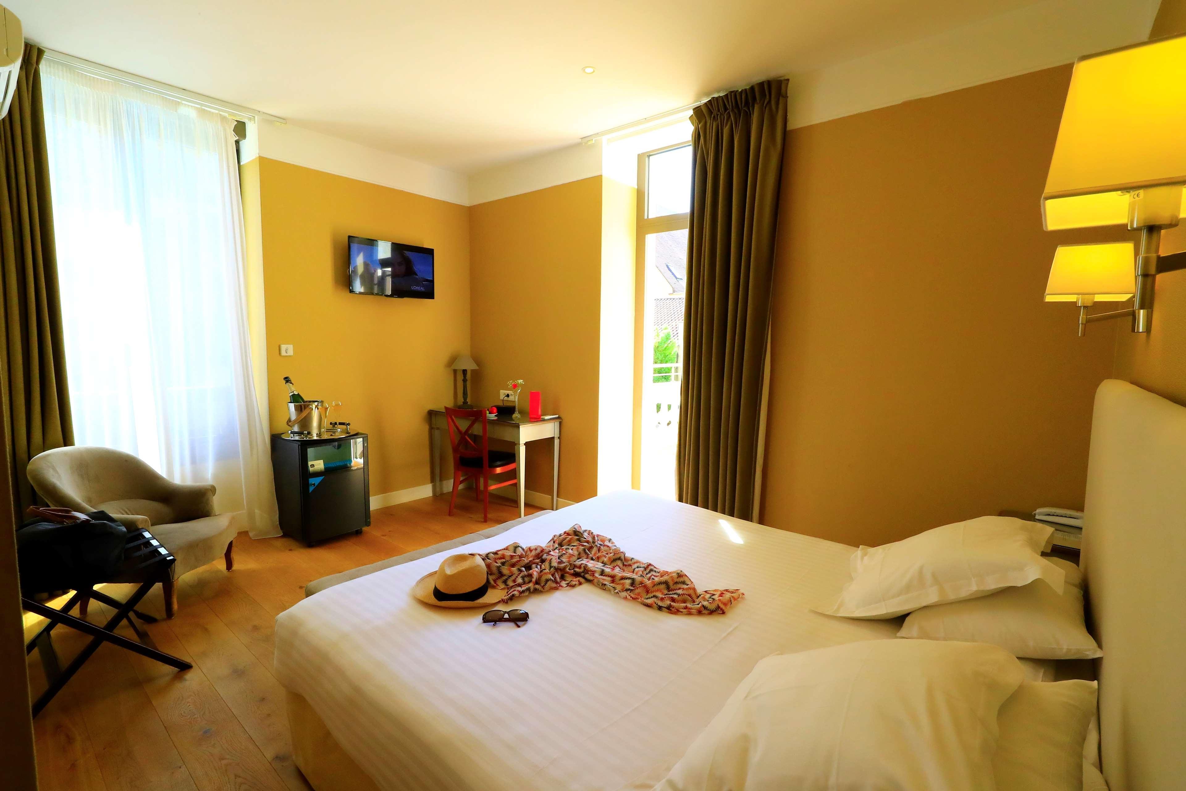 Hotel Le Renoir Sarlat-la-Canéda Zewnętrze zdjęcie