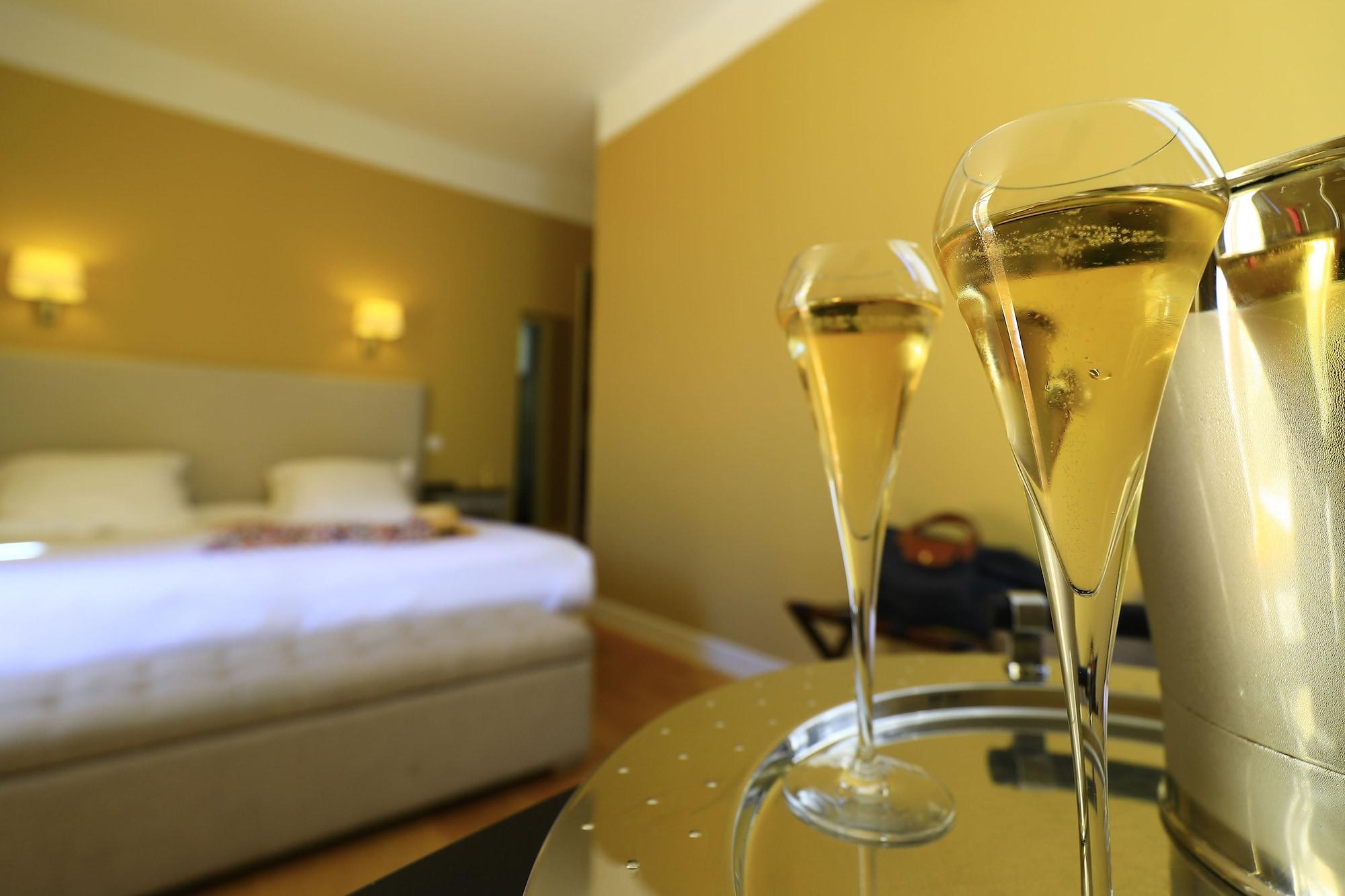 Hotel Le Renoir Sarlat-la-Canéda Zewnętrze zdjęcie